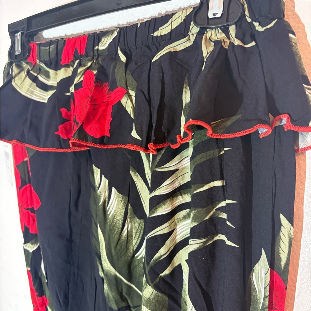 Favant Hawaii Romper - Picture 5 of 5